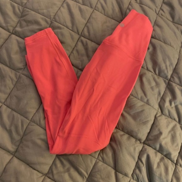 Guava pink lululemon leggings - Picture 4 of 4